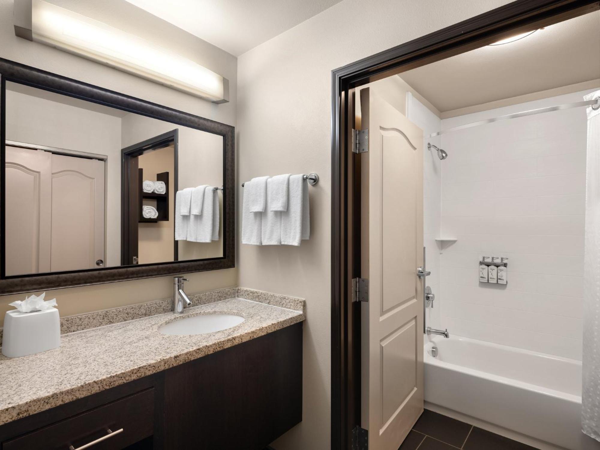 Staybridge Suites Midvale By Ihg Exteriör bild